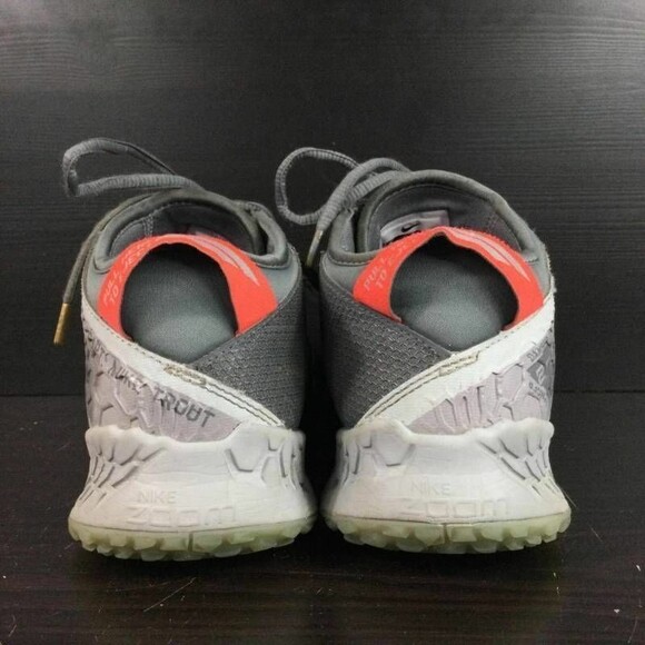 Nike Force Zoom Trout 5 - Men's Size 8 - Gray Low-Top Running Shoes - AT3202-002 - Picture 3 of 11